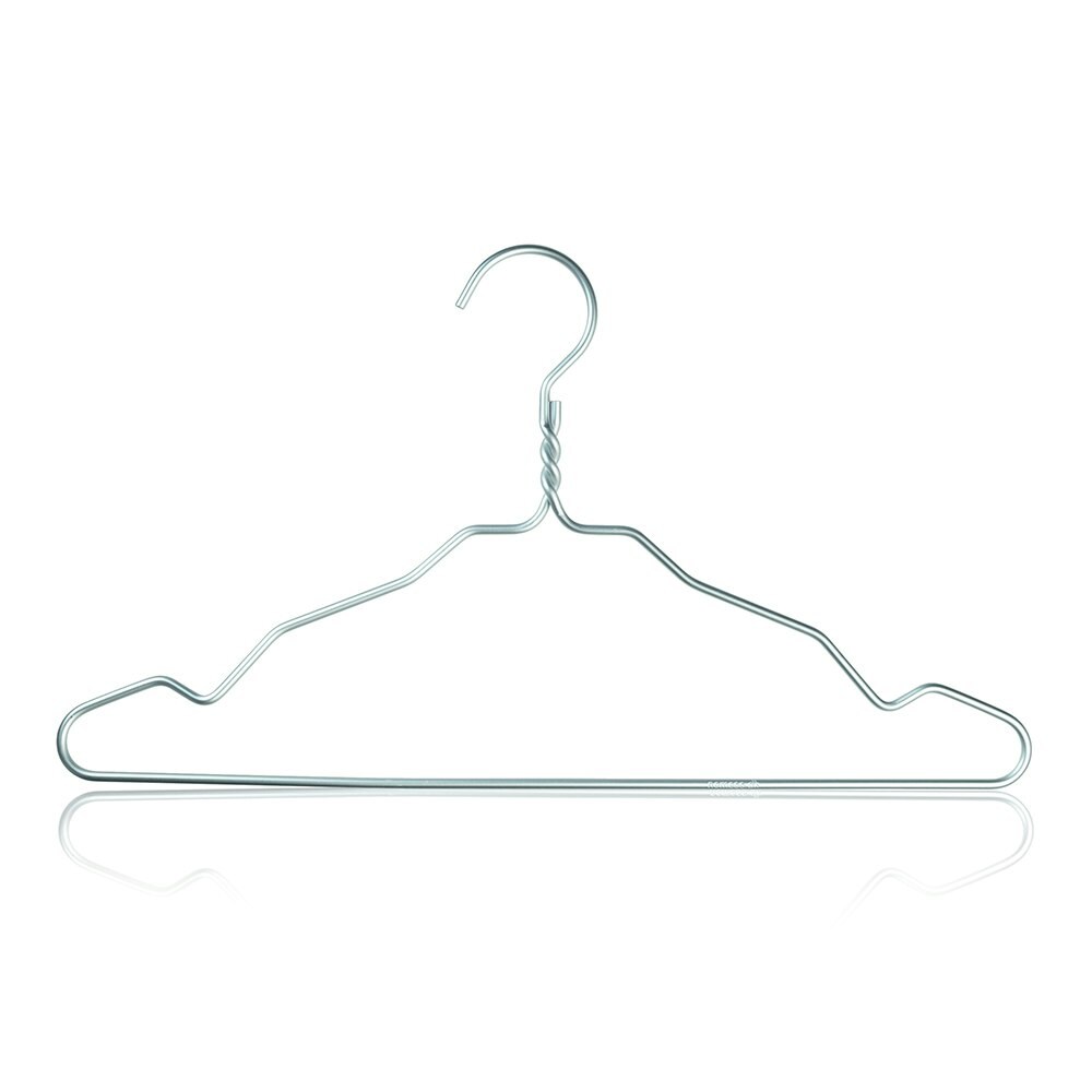 https://royaldesign.co.uk/image/6/nomess-copenhagen-nomess-clothes-hanger-5-pcs-3