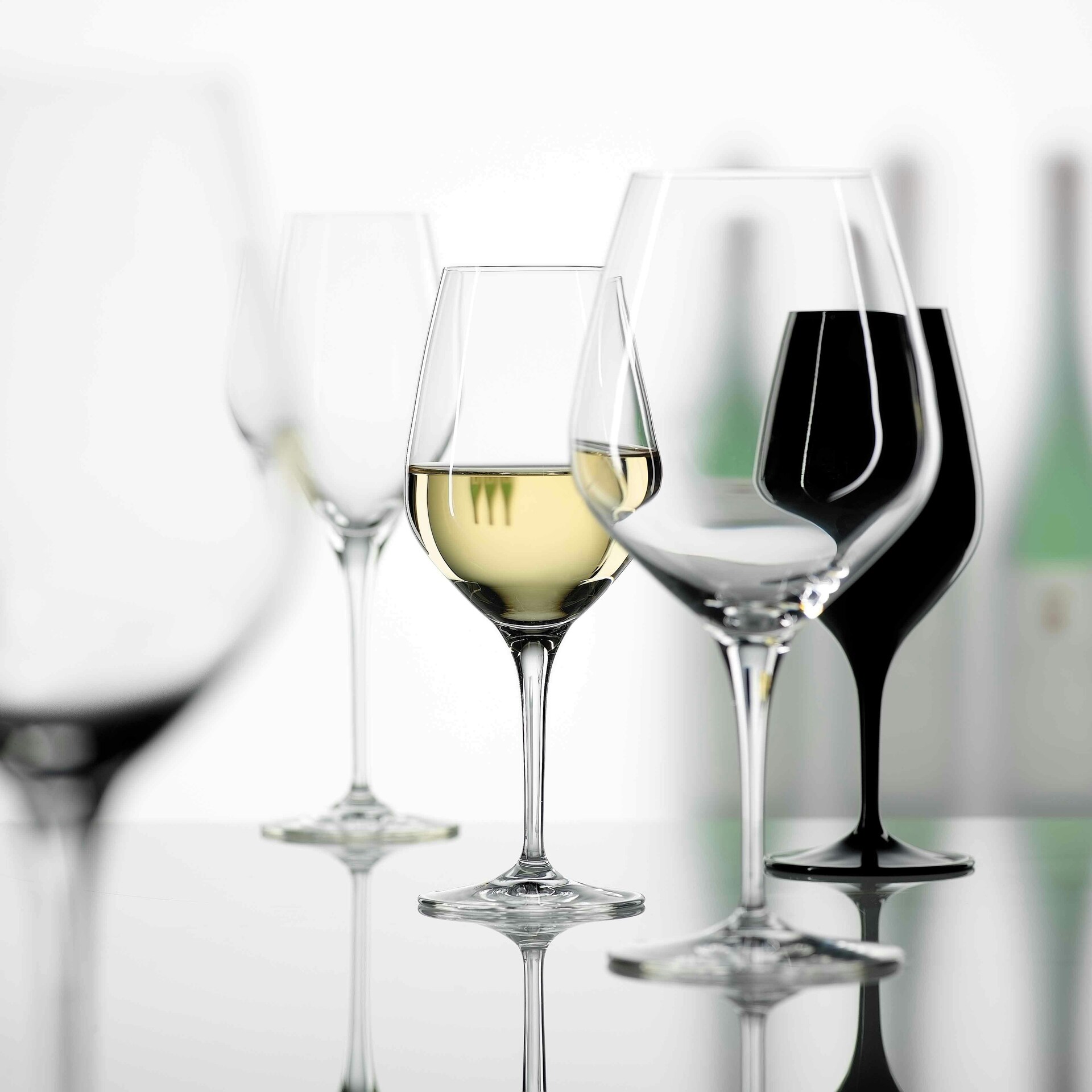https://royaldesign.co.uk/image/6/spiegelau-authentis-red-wine-glass-set-of-4-48-cl-2